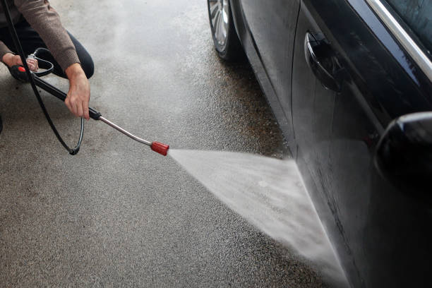 Best Garage Pressure Washing  in Knoxvle, IL